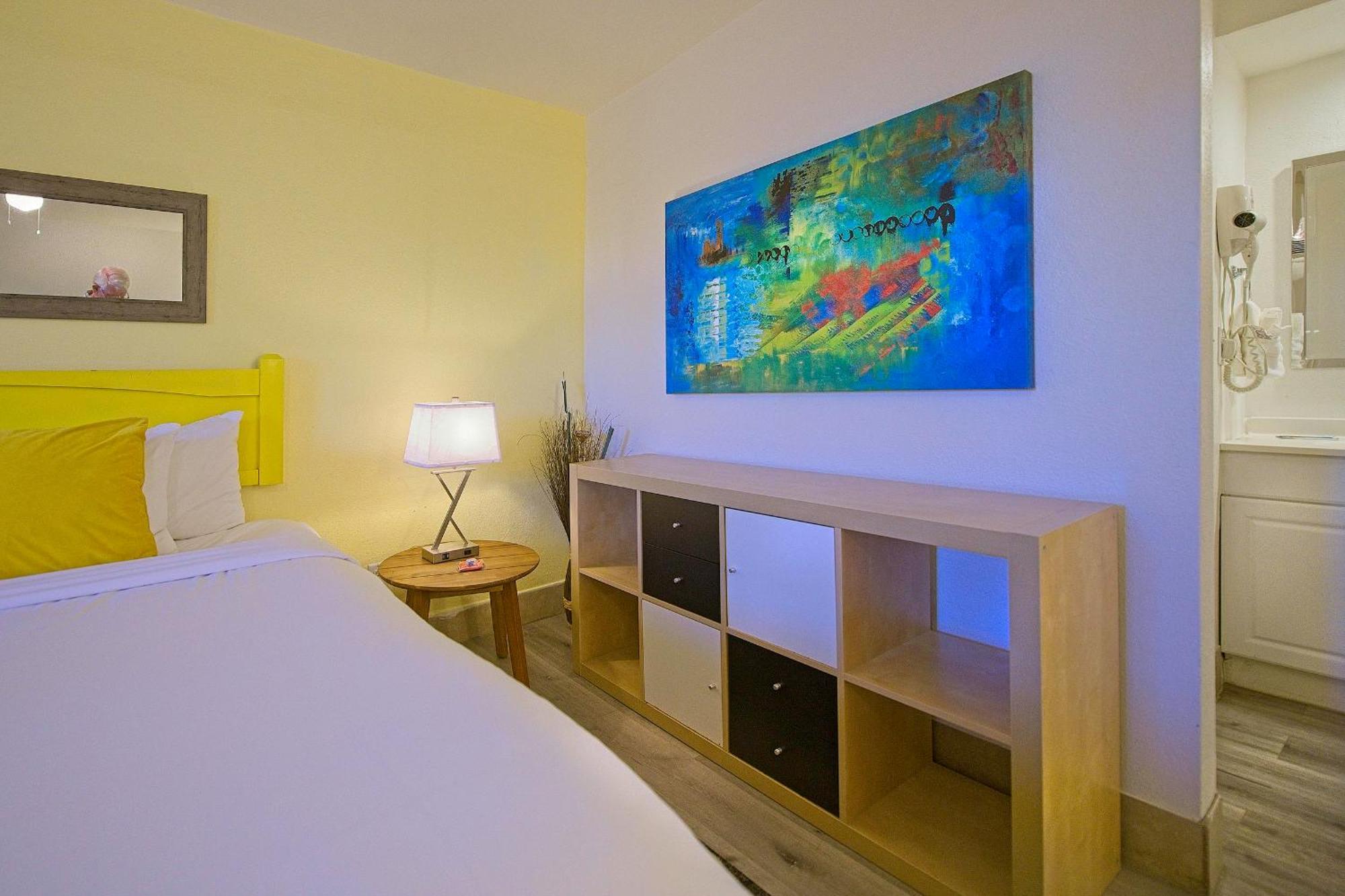 Inn At Палм Спринг Екстериор снимка